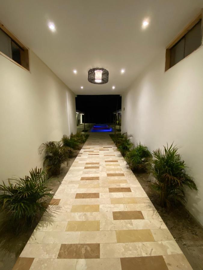 Hotel Riviera *
